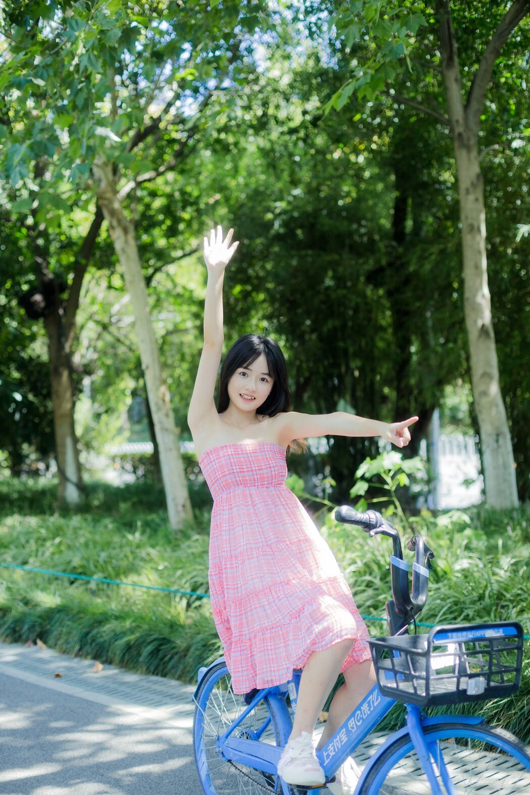 YiTuYu艺图语 Vol.2631 Xiao Yi Mei Mei Cute