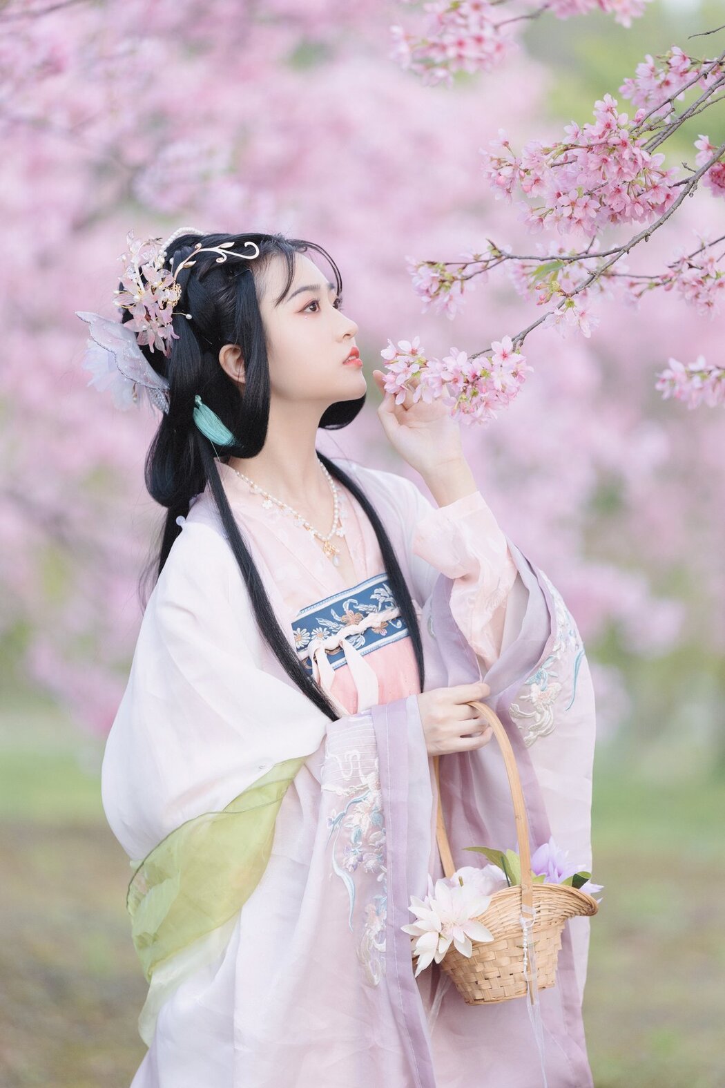 YiTuYu艺图语 Vol.2706 Qiong Na