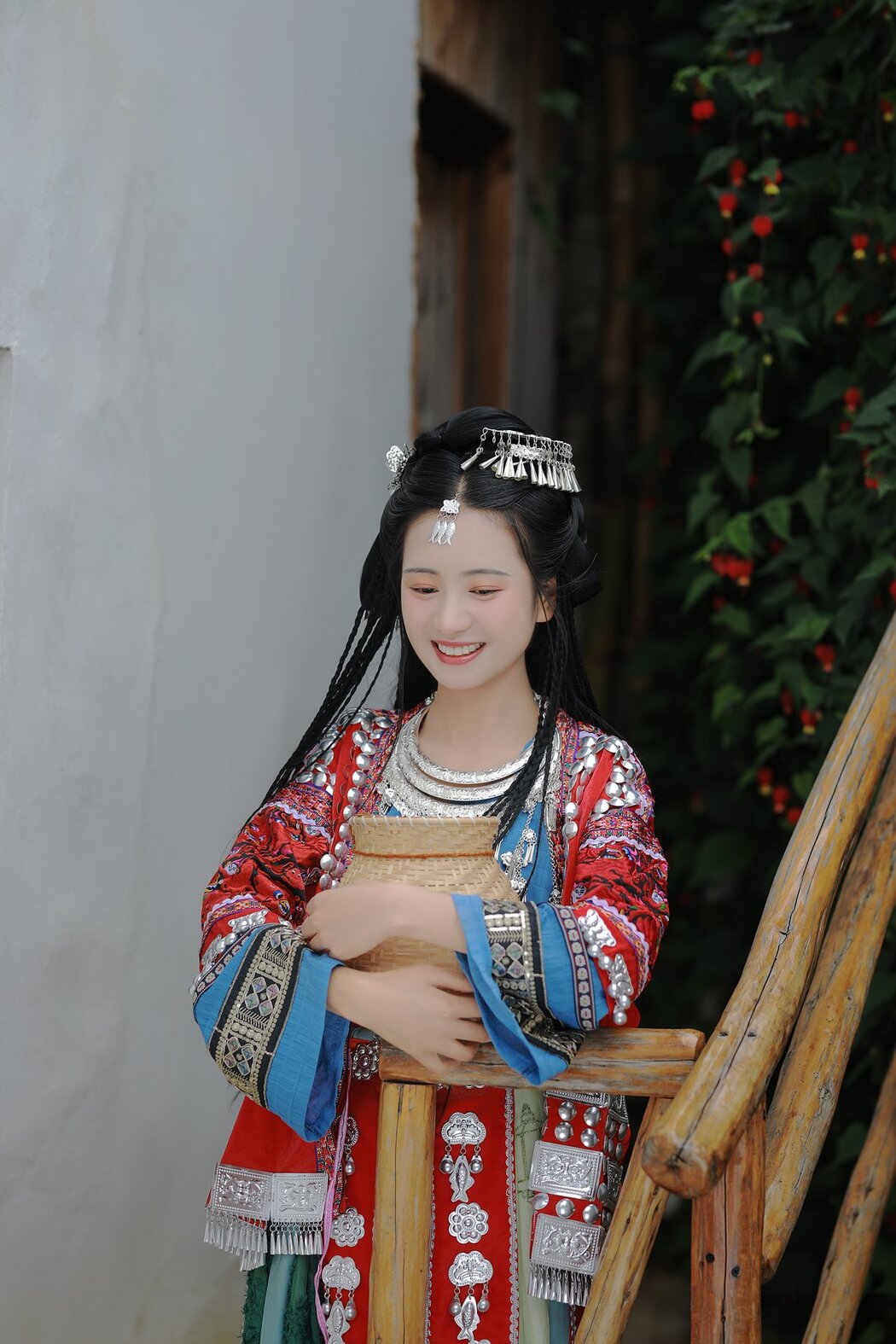 YiTuYu艺图语 Vol.2679 Yu Jin