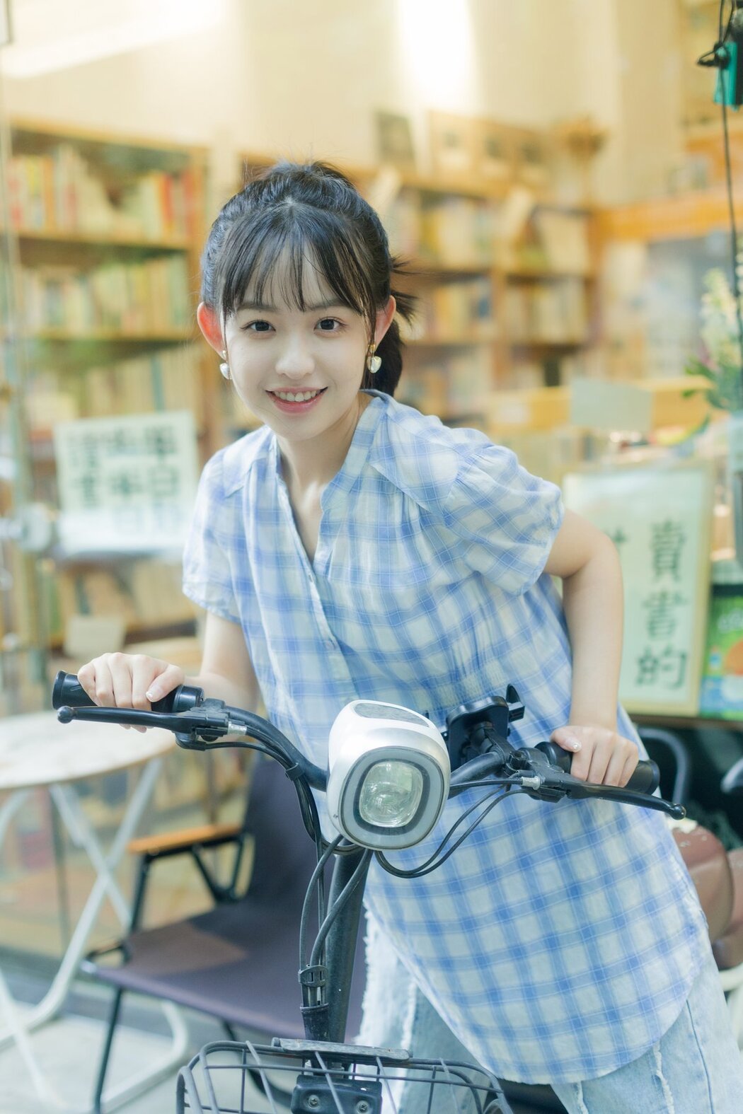 YiTuYu艺图语 Vol.2690 Chi Bao Le Ma