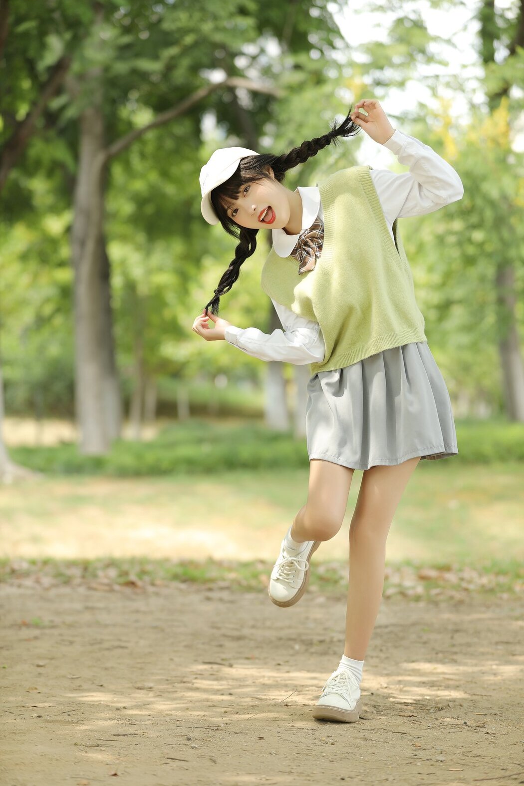 YiTuYu艺图语 Vol.2674 Xiao Wei Ren Er