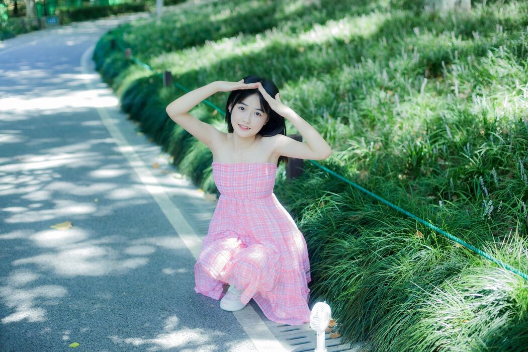 YiTuYu艺图语 Vol.2631 Xiao Yi Mei Mei Cute