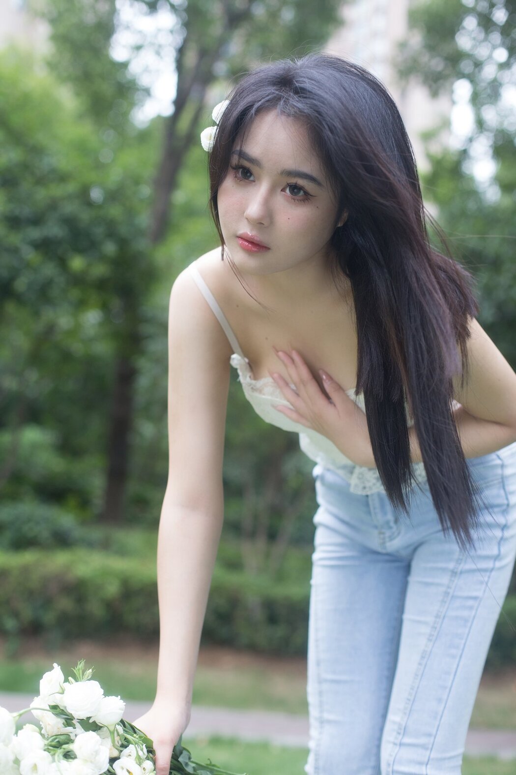 YiTuYu艺图语 Vol.2646 Ya Ya Pao Fu