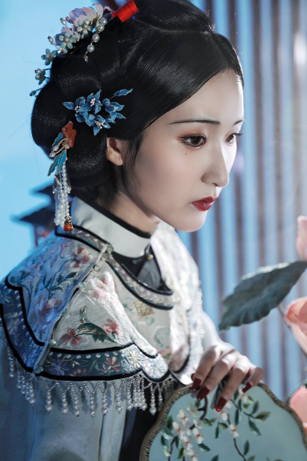 YiTuYu艺图语 Vol.2710 He Li Han