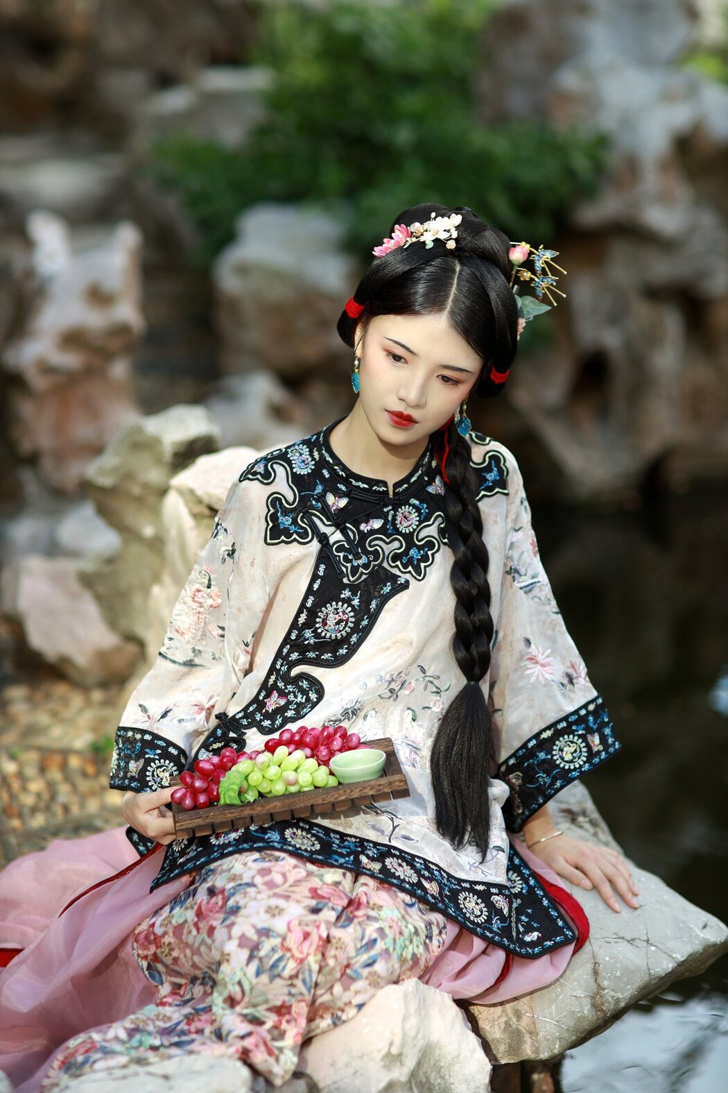 YiTuYu艺图语 Vol.2637 Miao Miao Jia De Xiao Yu Gan