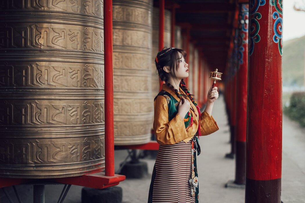 YiTuYu艺图语 Vol.2703 Zi Qing