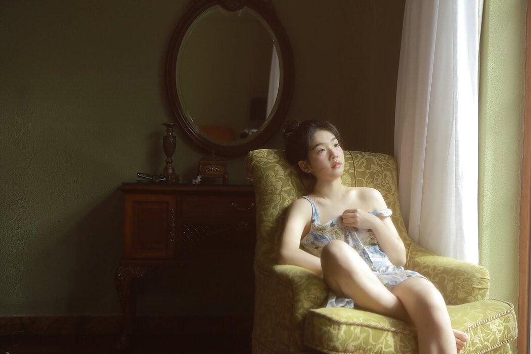 YiTuYu艺图语 Vol.2707 Cheng Zi