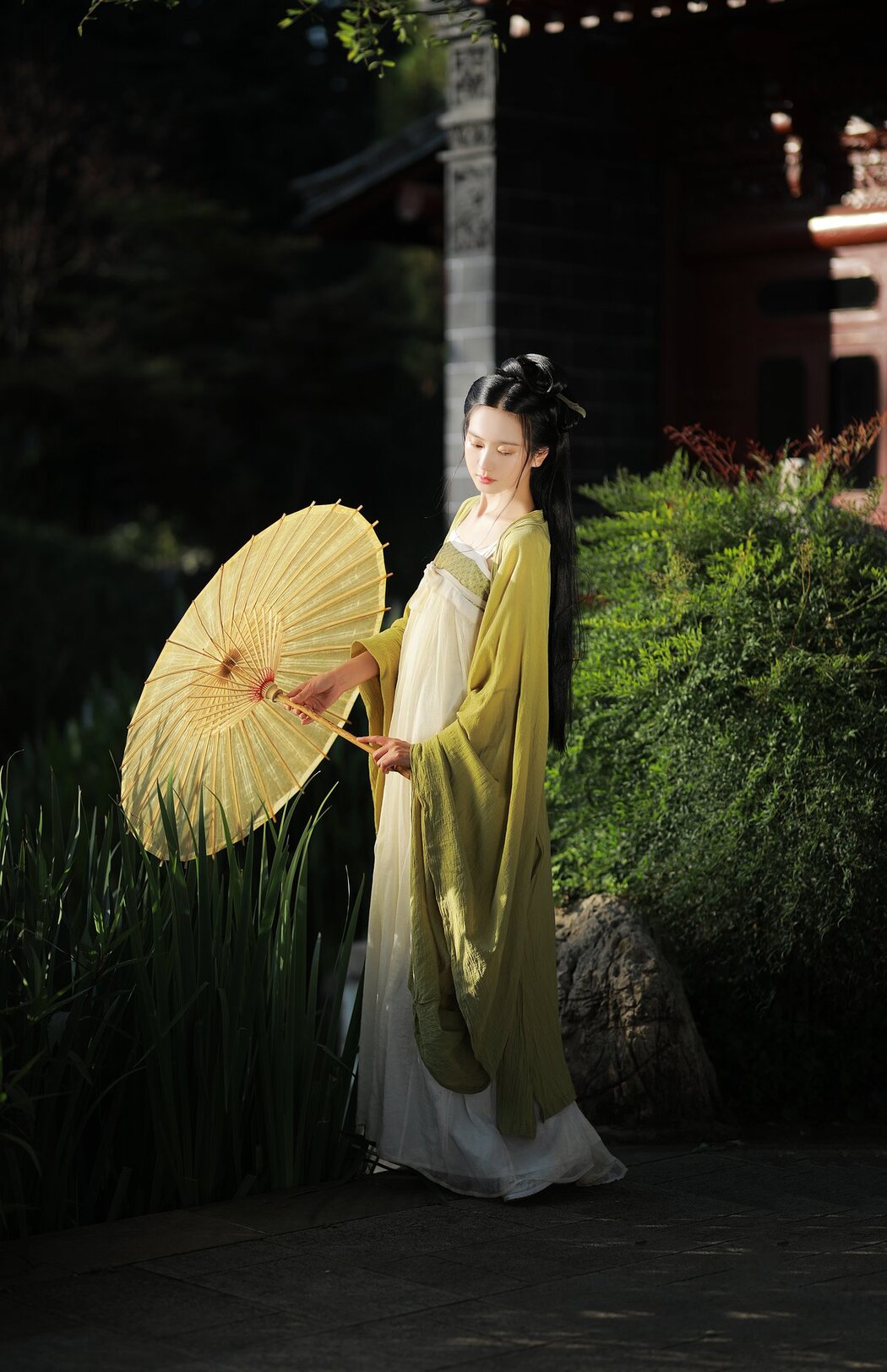 YiTuYu艺图语 Vol.2693 Yu Jin