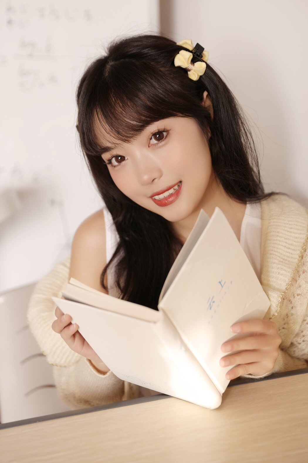 YiTuYu艺图语 Vol.2720 Xiao Wei Ren Er