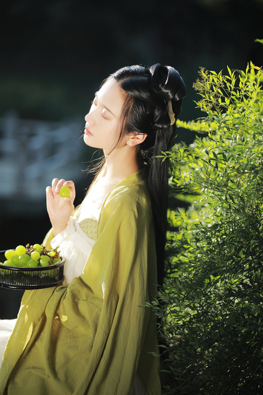 YiTuYu艺图语 Vol.2693 Yu Jin