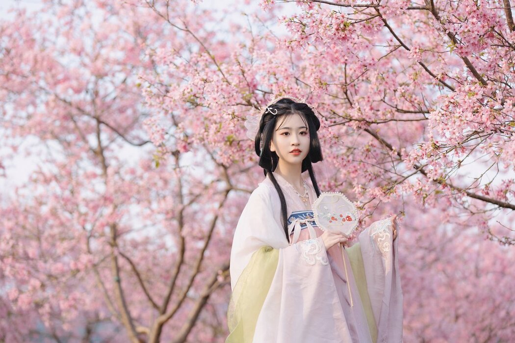 YiTuYu艺图语 Vol.2706 Qiong Na