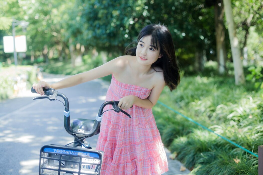 YiTuYu艺图语 Vol.2631 Xiao Yi Mei Mei Cute
