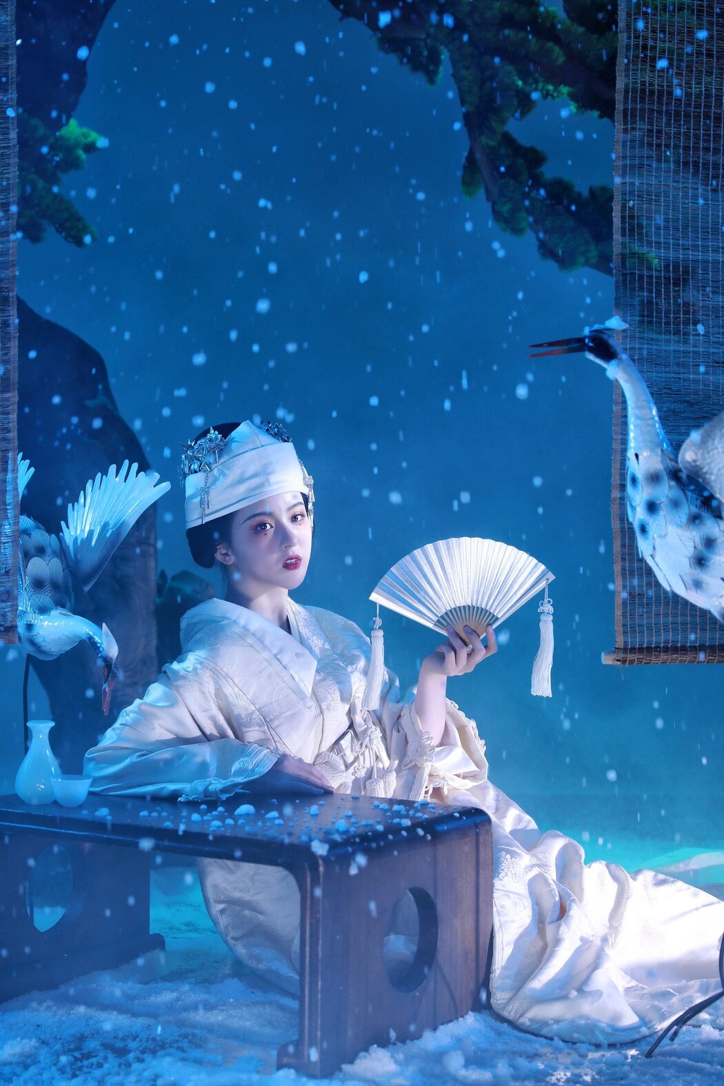 YiTuYu艺图语 Vol.2699 Tian Qing Hou De Ying Hua Hua