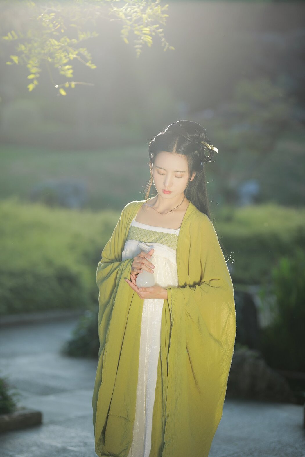 YiTuYu艺图语 Vol.2693 Yu Jin