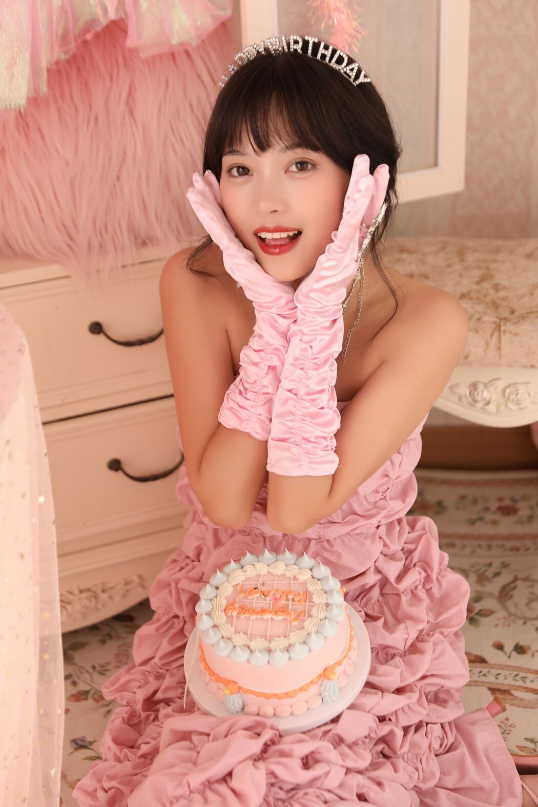 YiTuYu艺图语 Vol.2694 Xiao Wei Ren Er