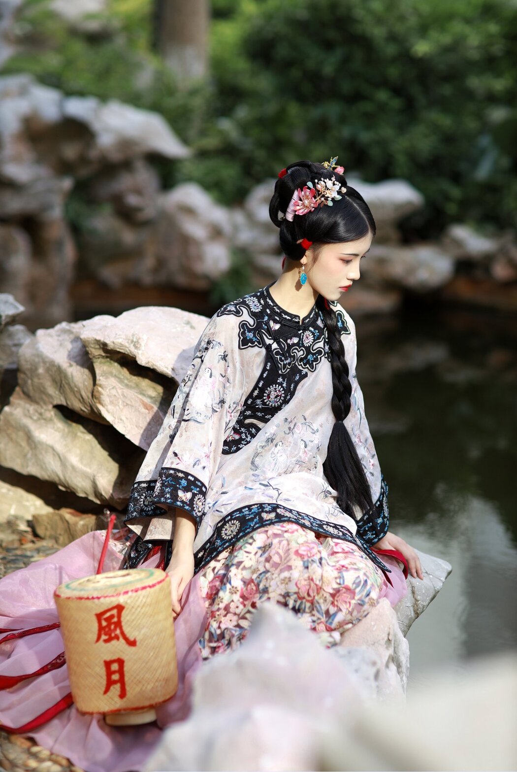 YiTuYu艺图语 Vol.2637 Miao Miao Jia De Xiao Yu Gan