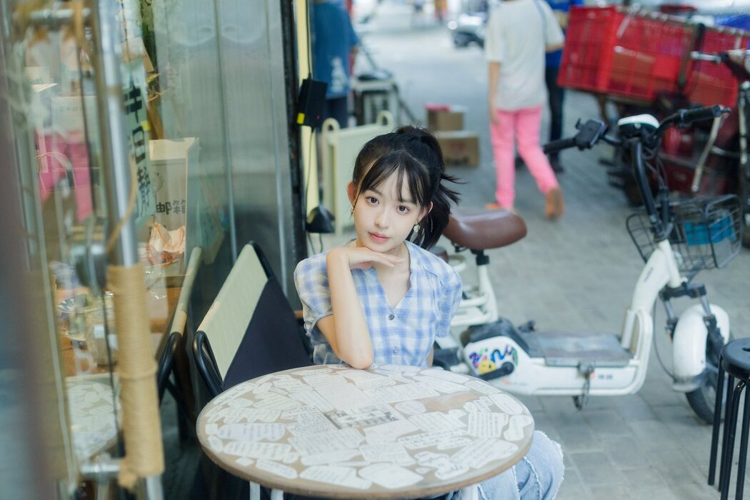 YiTuYu艺图语 Vol.2690 Chi Bao Le Ma
