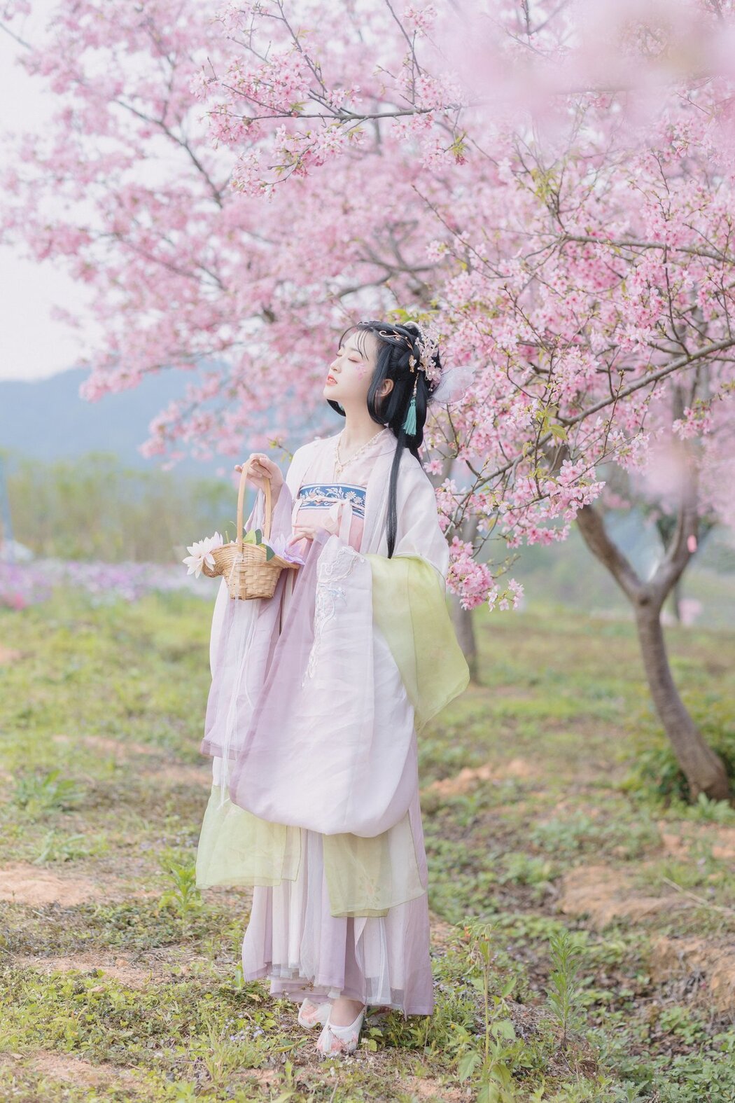 YiTuYu艺图语 Vol.2706 Qiong Na