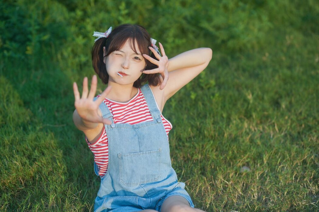 YiTuYu艺图语 Vol.2648 Zha Ji Bing Ke Le