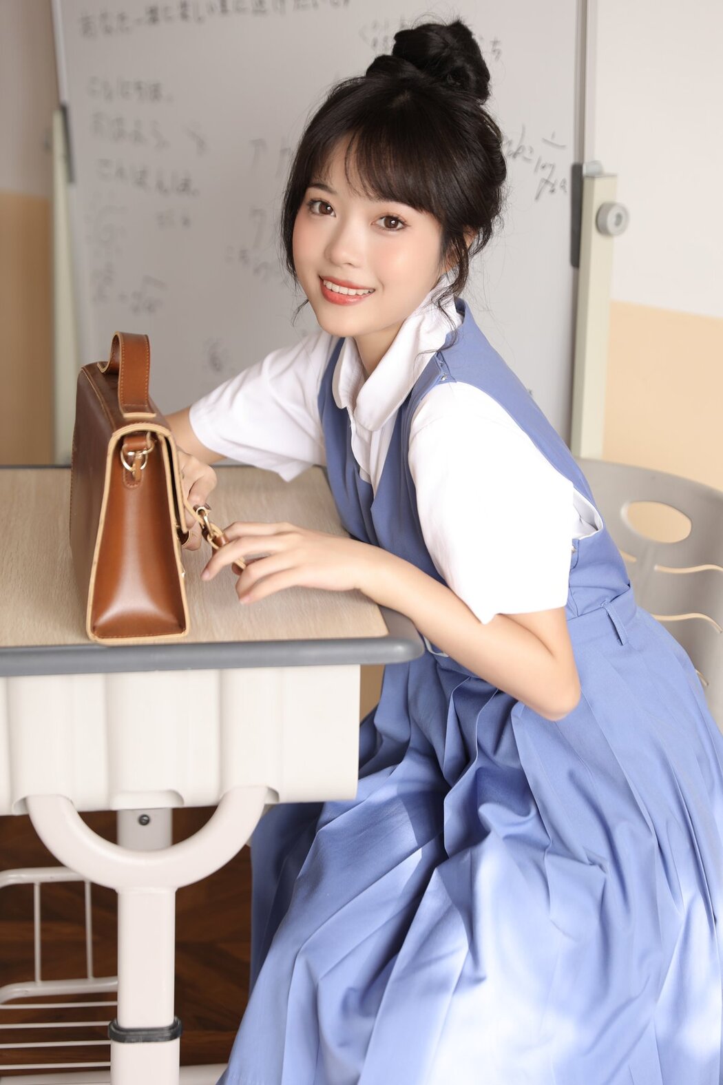 YiTuYu艺图语 Vol.2655 Xiao Wei Ren Er