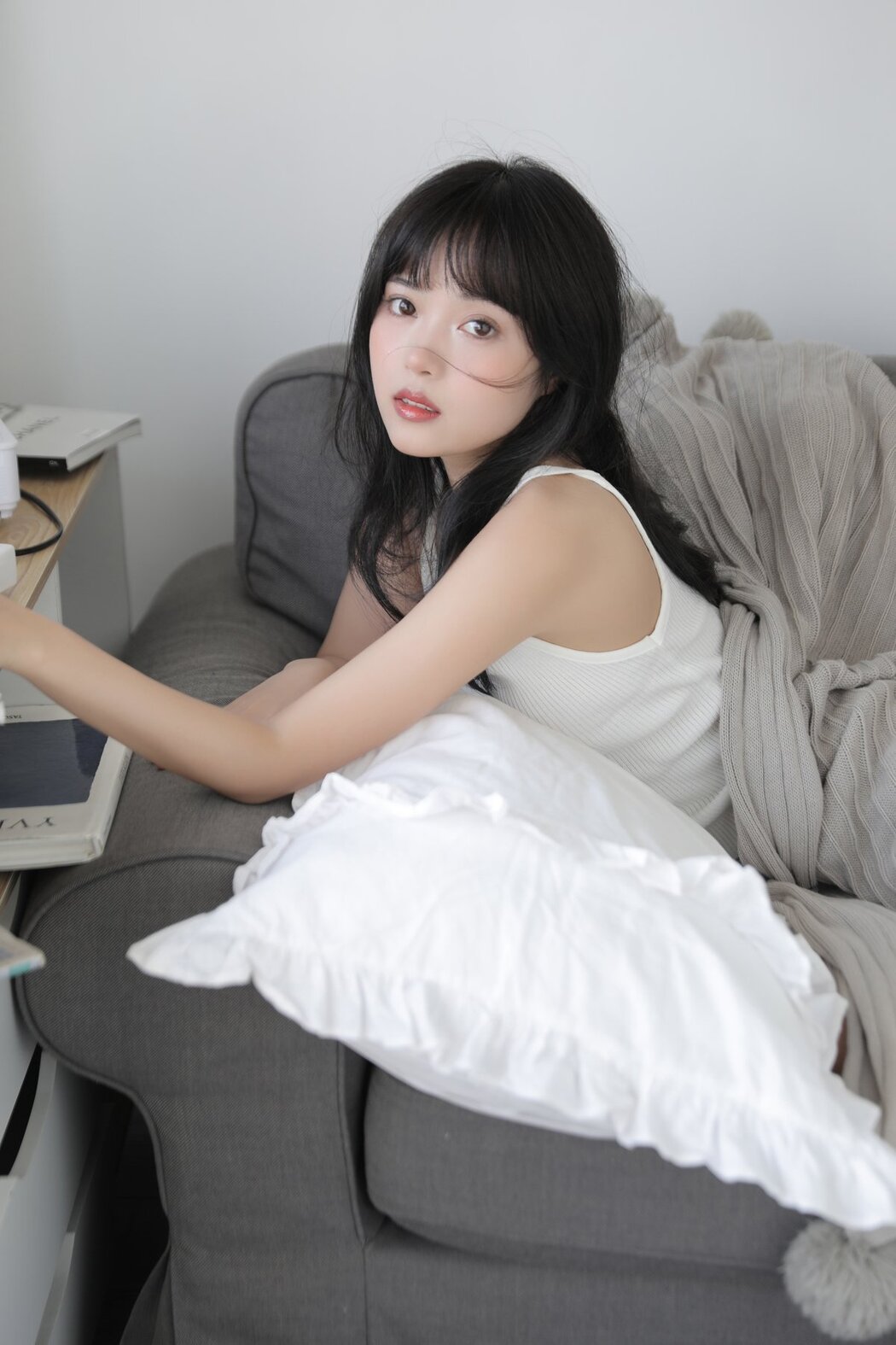 YiTuYu艺图语 Vol.2640 Xiao Wei Ren Er