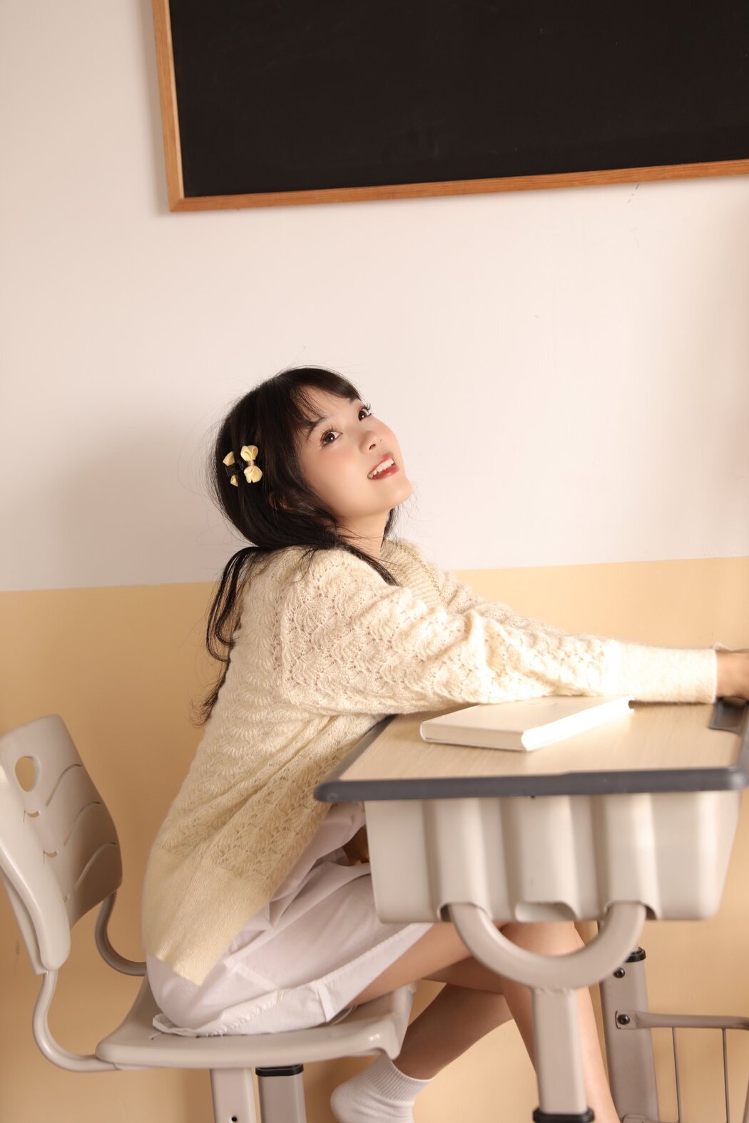 YiTuYu艺图语 Vol.2720 Xiao Wei Ren Er