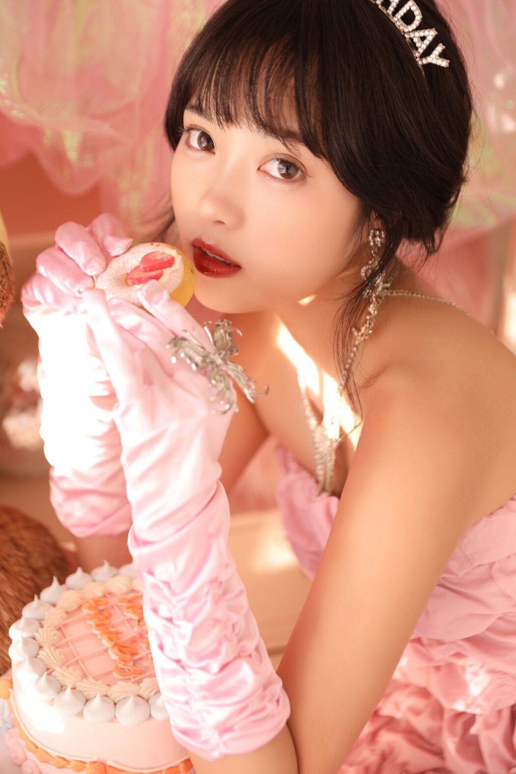 YiTuYu艺图语 Vol.2694 Xiao Wei Ren Er