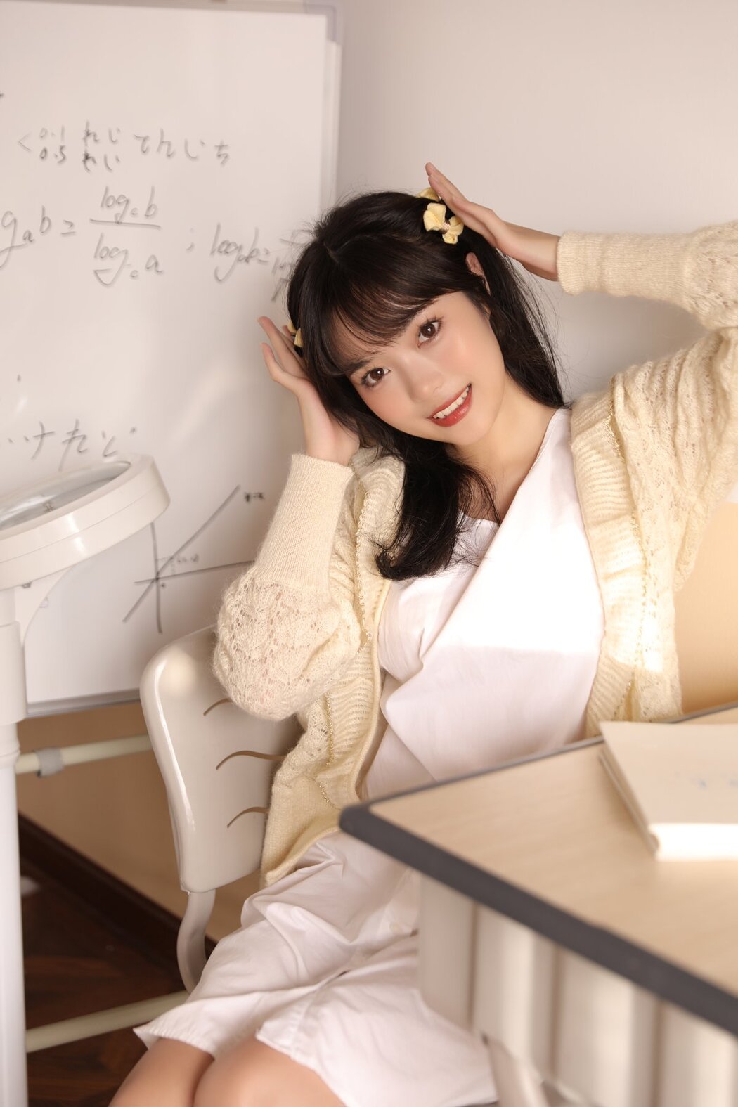 YiTuYu艺图语 Vol.2720 Xiao Wei Ren Er