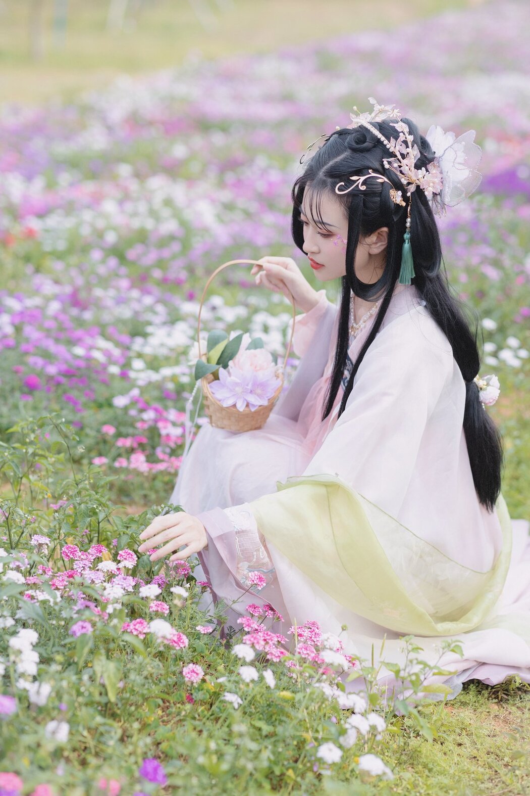 YiTuYu艺图语 Vol.2706 Qiong Na