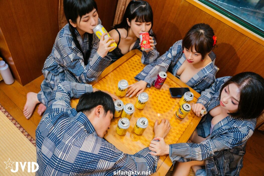 JVID Jie Mi 婕咪 Juice And Ya Jie 雅捷 And Yue Tai Ni Tiny 月台尼Tiny And Cha Li 茶理 – 酒醉的瘋狂做愛快樂之夜 Part3