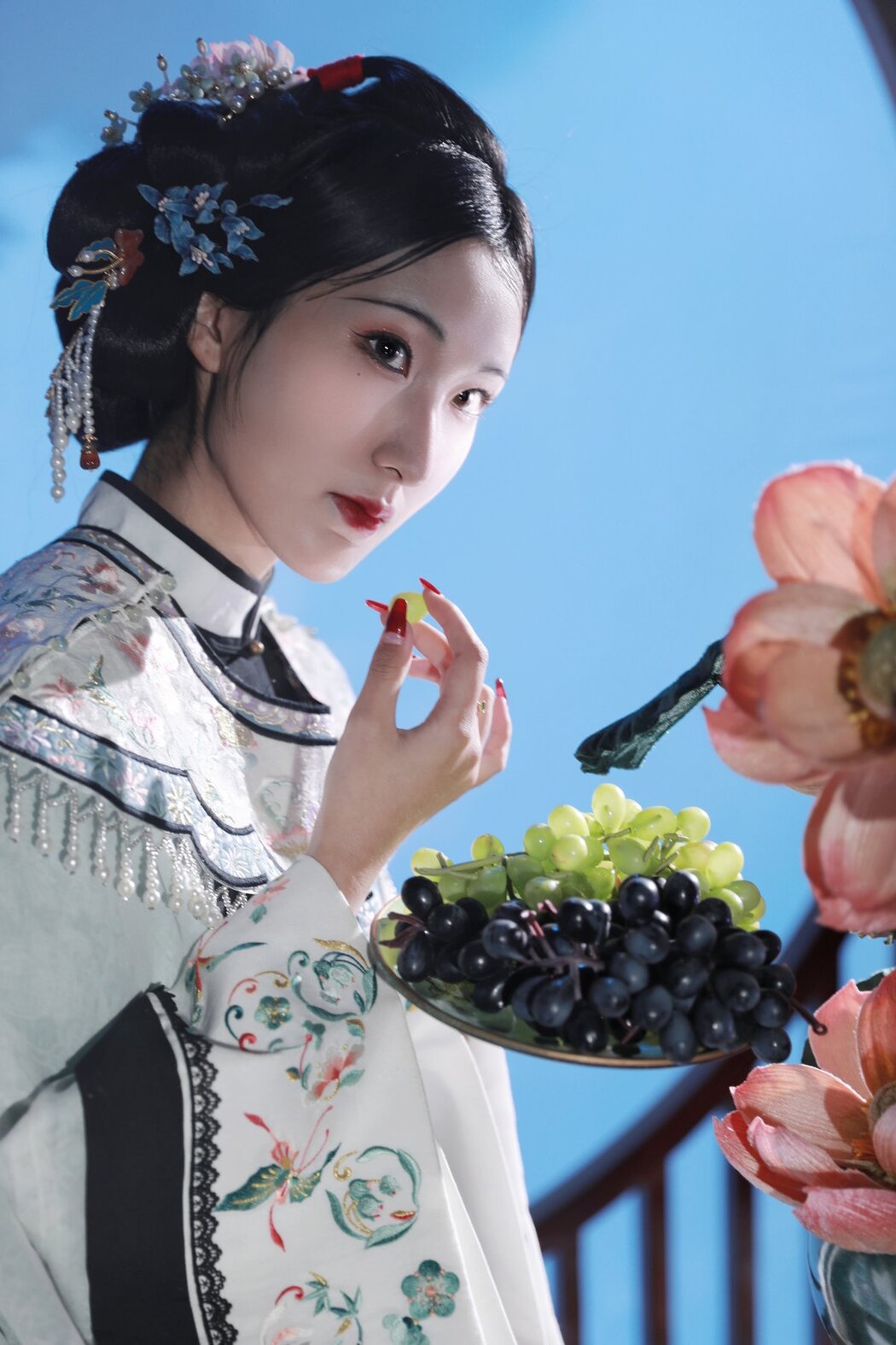 YiTuYu艺图语 Vol.2710 He Li Han