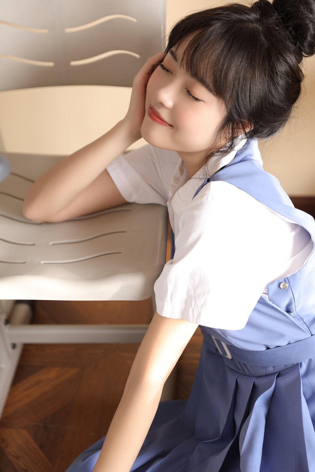 YiTuYu艺图语 Vol.2655 Xiao Wei Ren Er