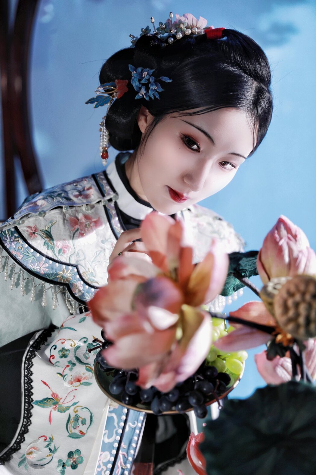 YiTuYu艺图语 Vol.2710 He Li Han