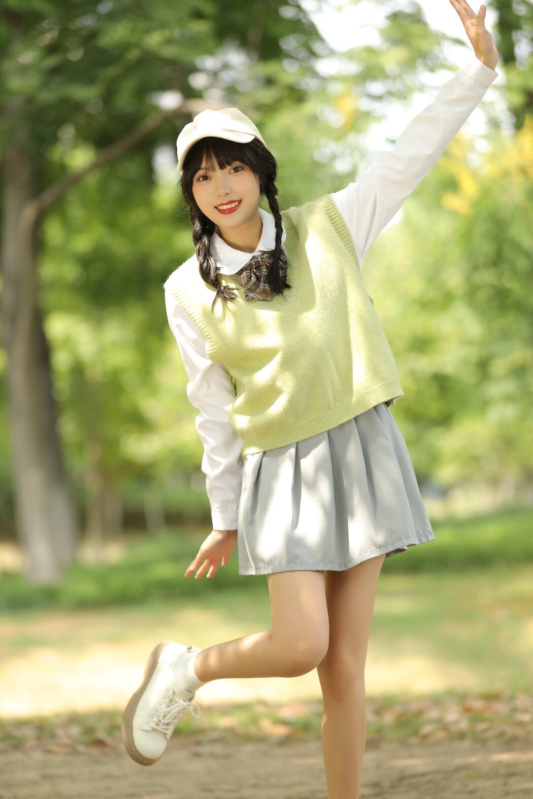 YiTuYu艺图语 Vol.2674 Xiao Wei Ren Er
