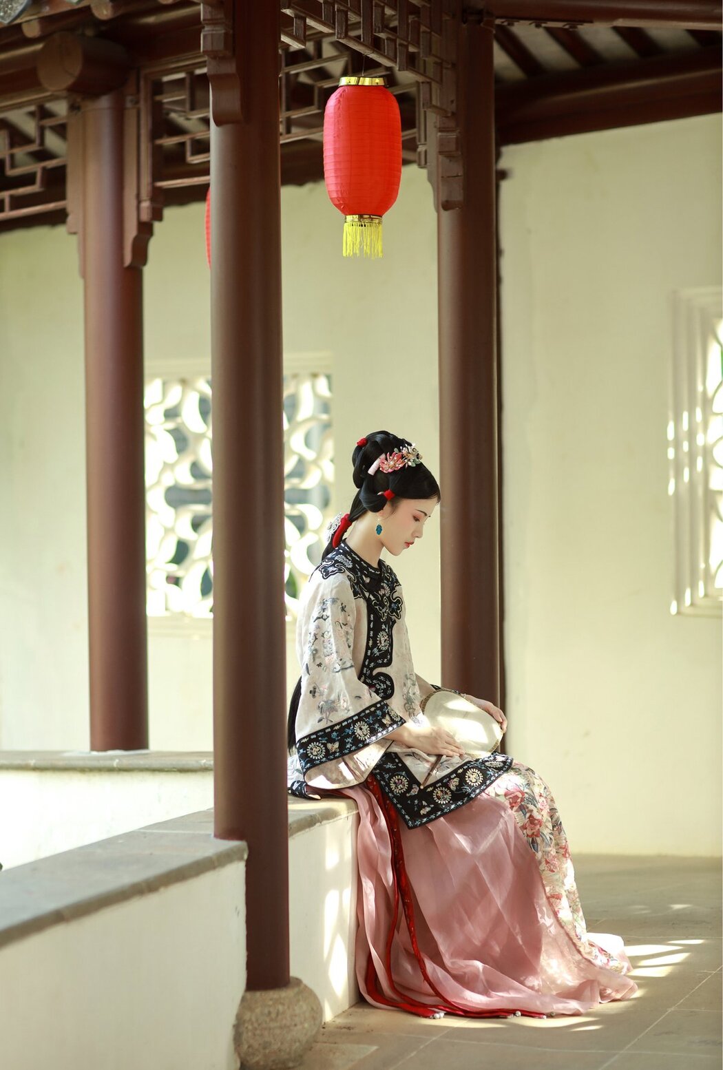 YiTuYu艺图语 Vol.2637 Miao Miao Jia De Xiao Yu Gan