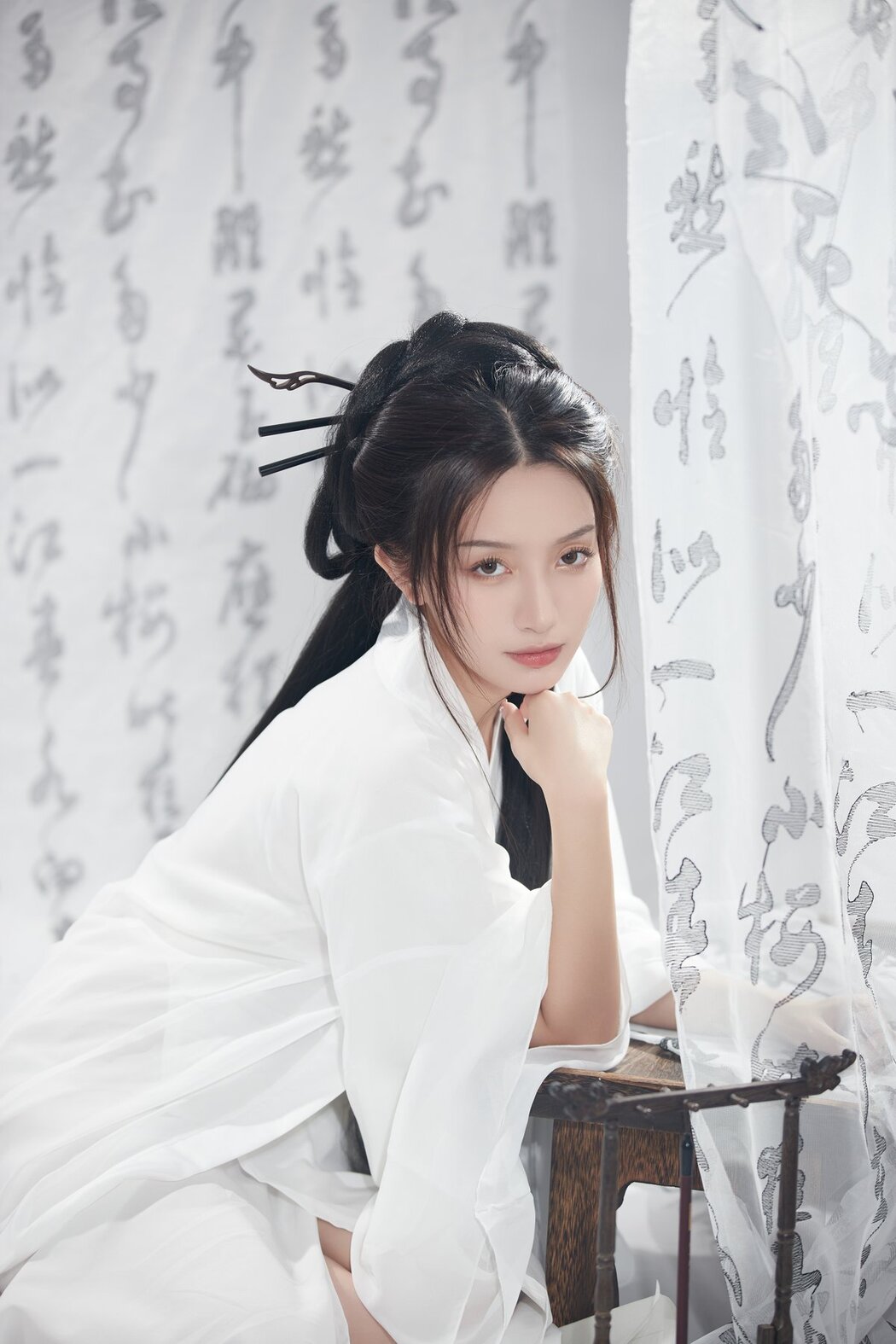 YiTuYu艺图语 Vol.2704 Ning Meng Jing A