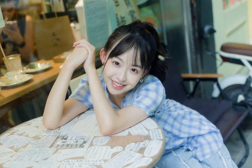 YiTuYu艺图语 Vol.2690 Chi Bao Le Ma