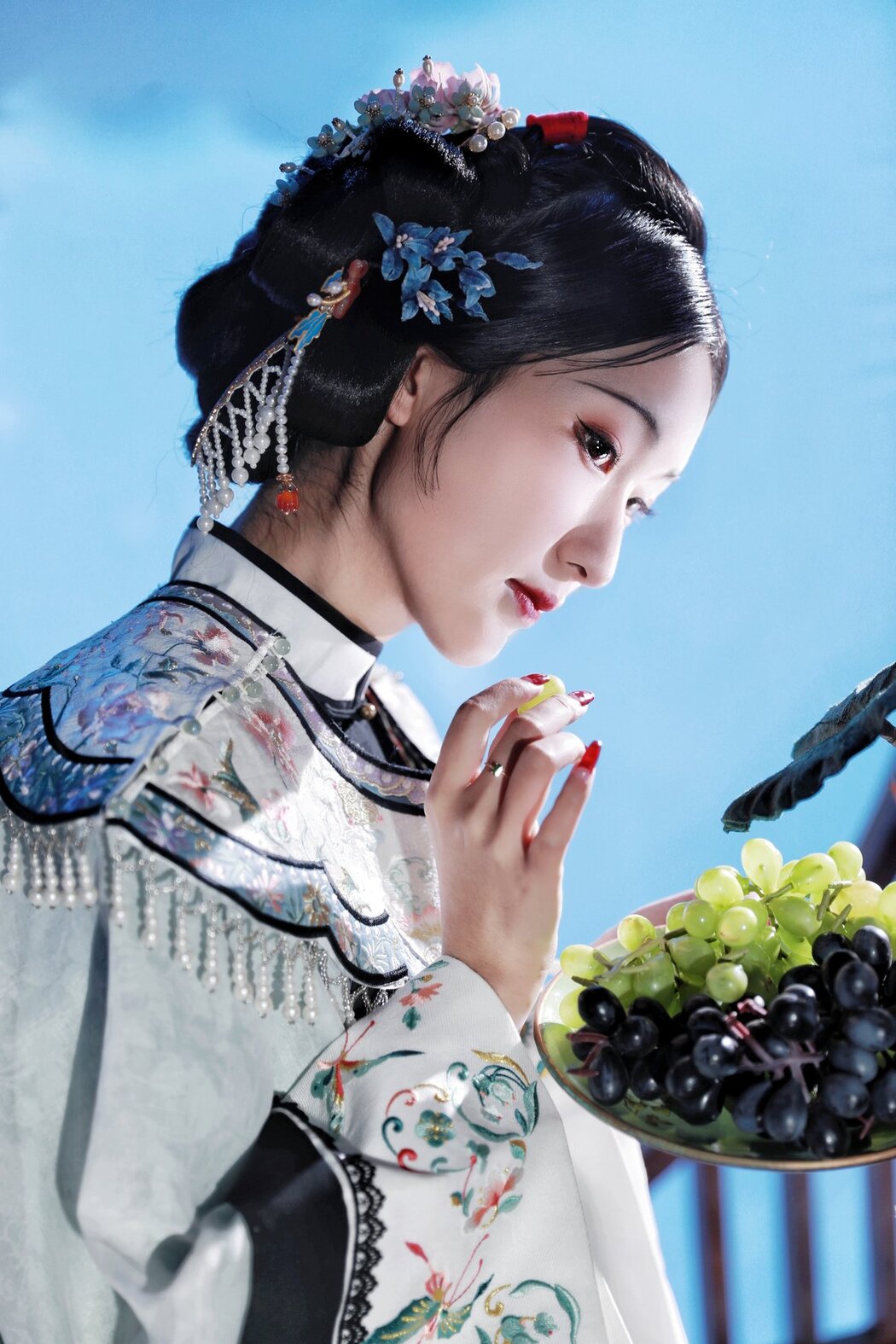 YiTuYu艺图语 Vol.2710 He Li Han
