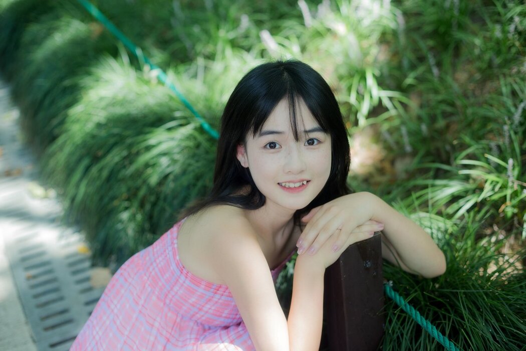 YiTuYu艺图语 Vol.2631 Xiao Yi Mei Mei Cute