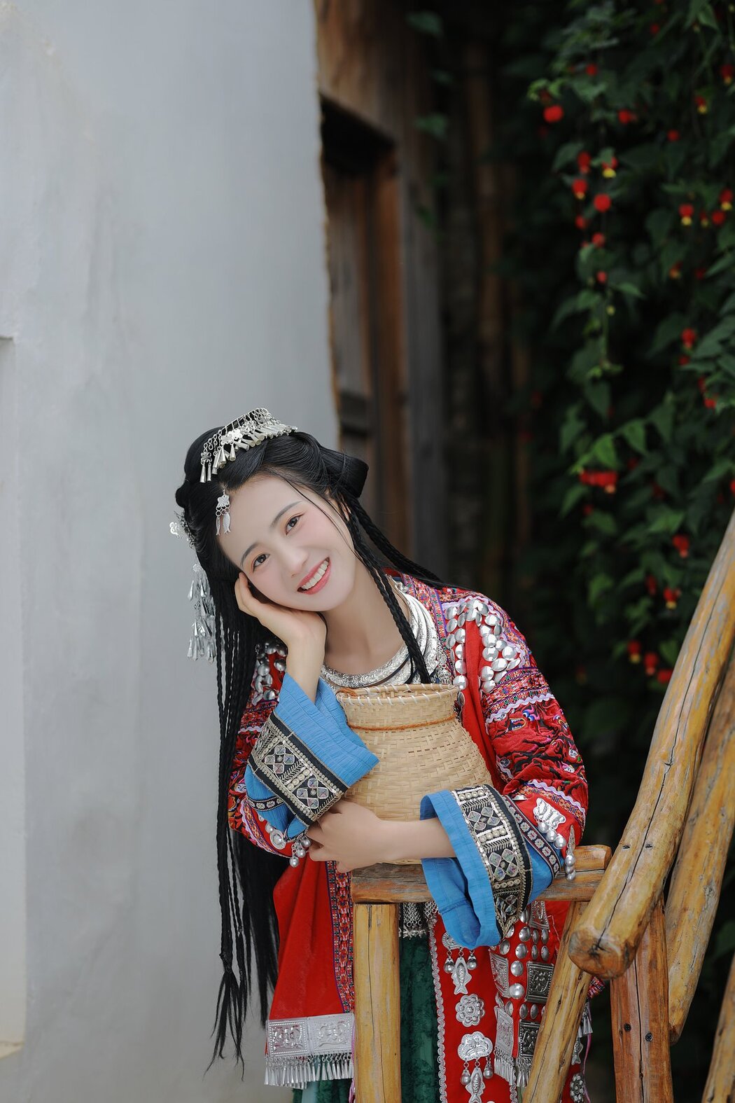 YiTuYu艺图语 Vol.2679 Yu Jin