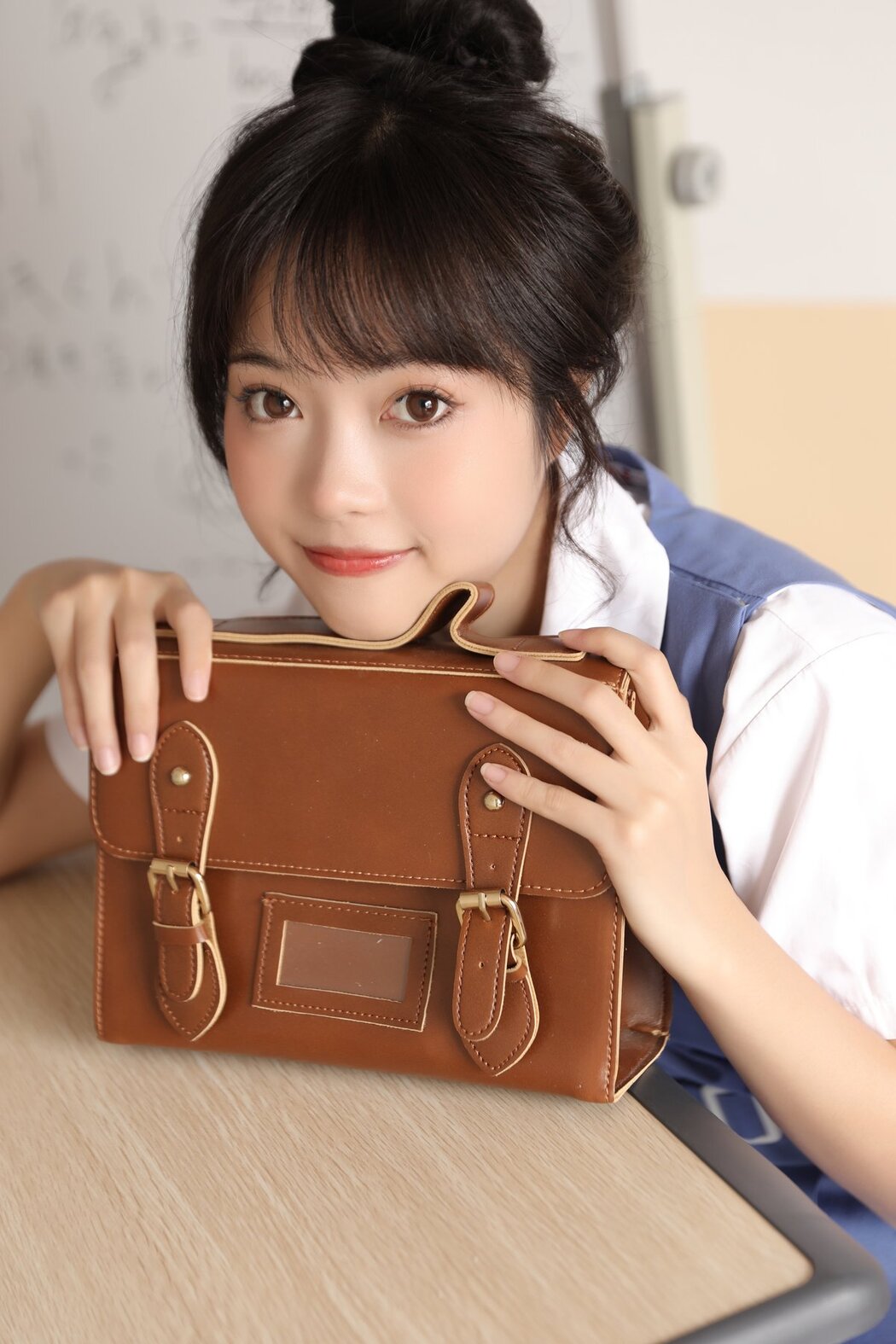 YiTuYu艺图语 Vol.2655 Xiao Wei Ren Er