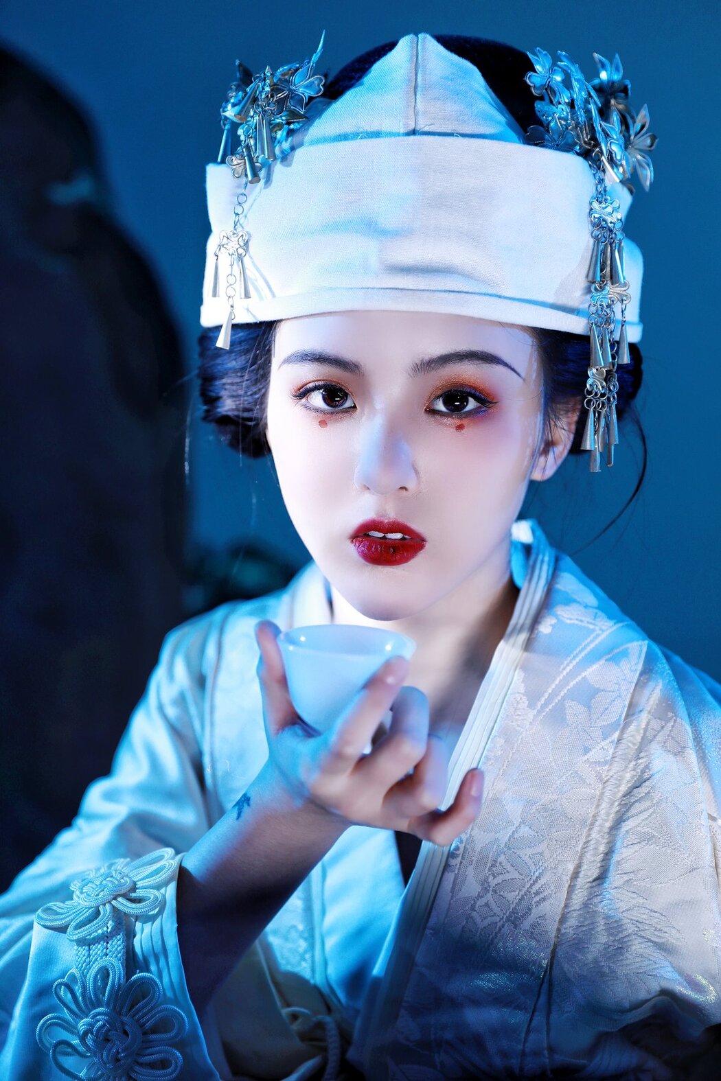 YiTuYu艺图语 Vol.2699 Tian Qing Hou De Ying Hua Hua