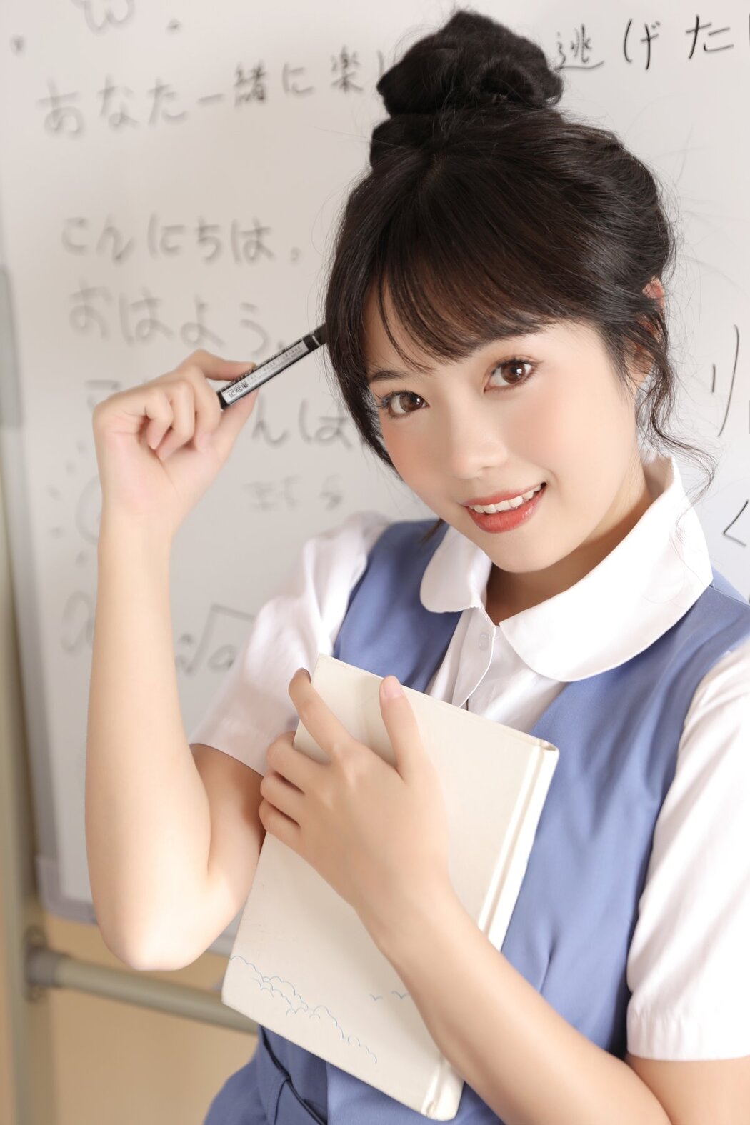 YiTuYu艺图语 Vol.2655 Xiao Wei Ren Er