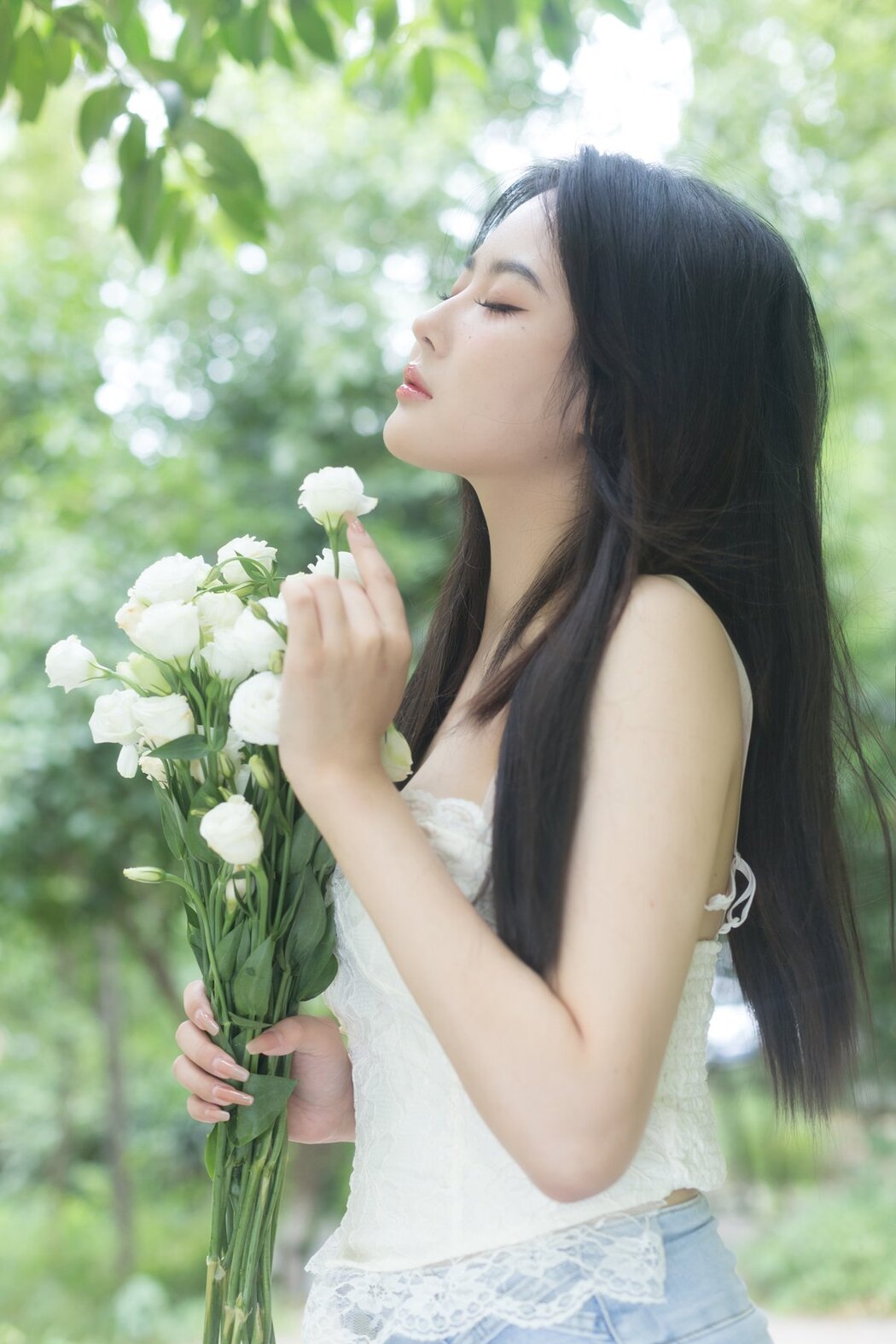YiTuYu艺图语 Vol.2646 Ya Ya Pao Fu