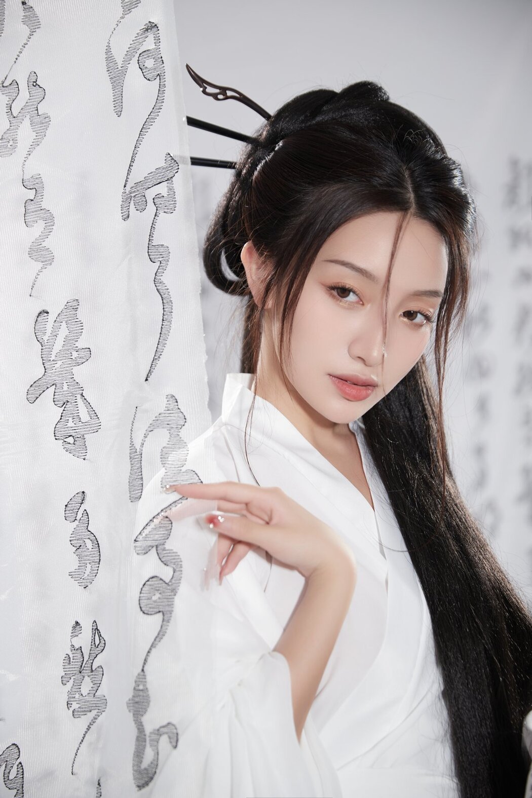 YiTuYu艺图语 Vol.2704 Ning Meng Jing A