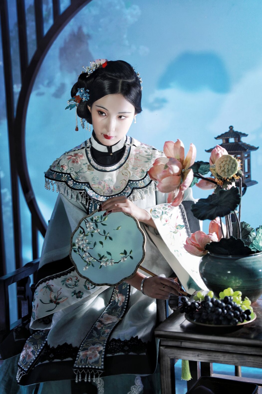YiTuYu艺图语 Vol.2710 He Li Han