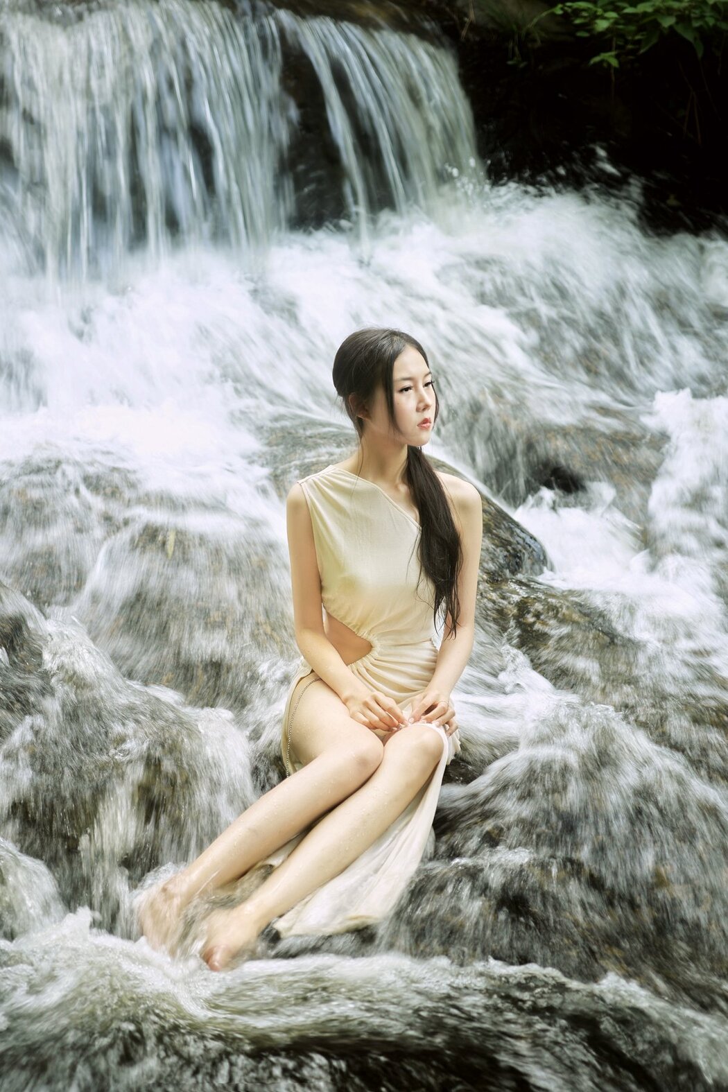 YiTuYu艺图语 Vol.2788 Yu Chun Viva
