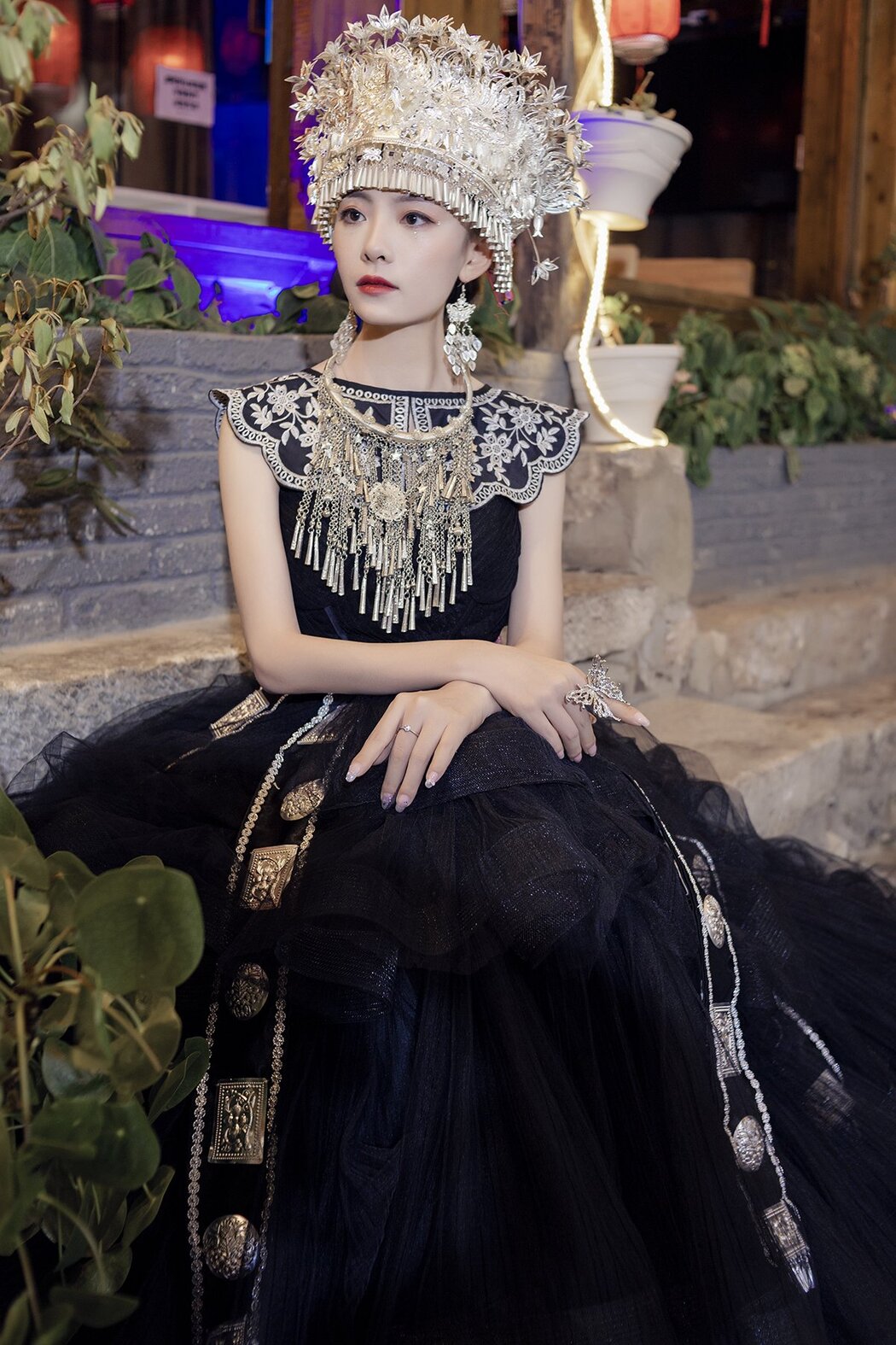 YiTuYu艺图语 Vol.2741 Yi Ming Cover Photo