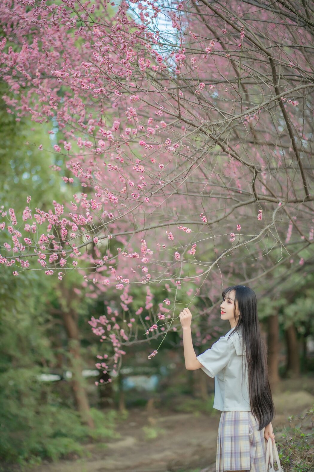 YiTuYu艺图语 Vol.2912 Qi Luo Sheng De Xiao Su Su