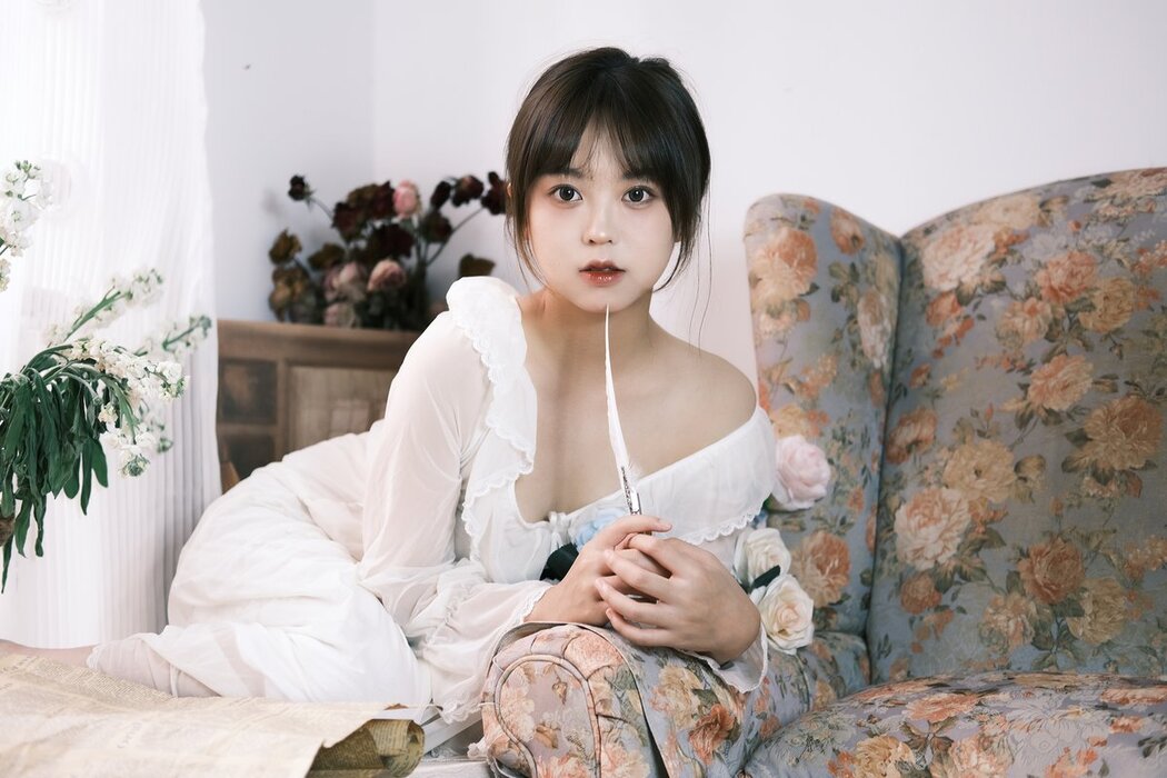 YiTuYu艺图语 Vol.2785 Ha Ji Ma Hua